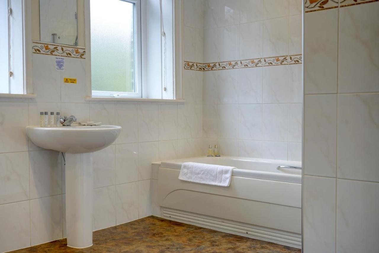 Durker Roods Hotel ハダーズフィールド エクステリア 写真
